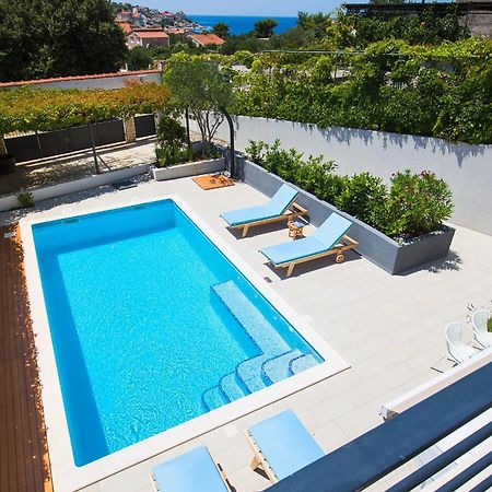 Holiday Home Vuko Sevid Kültér fotó